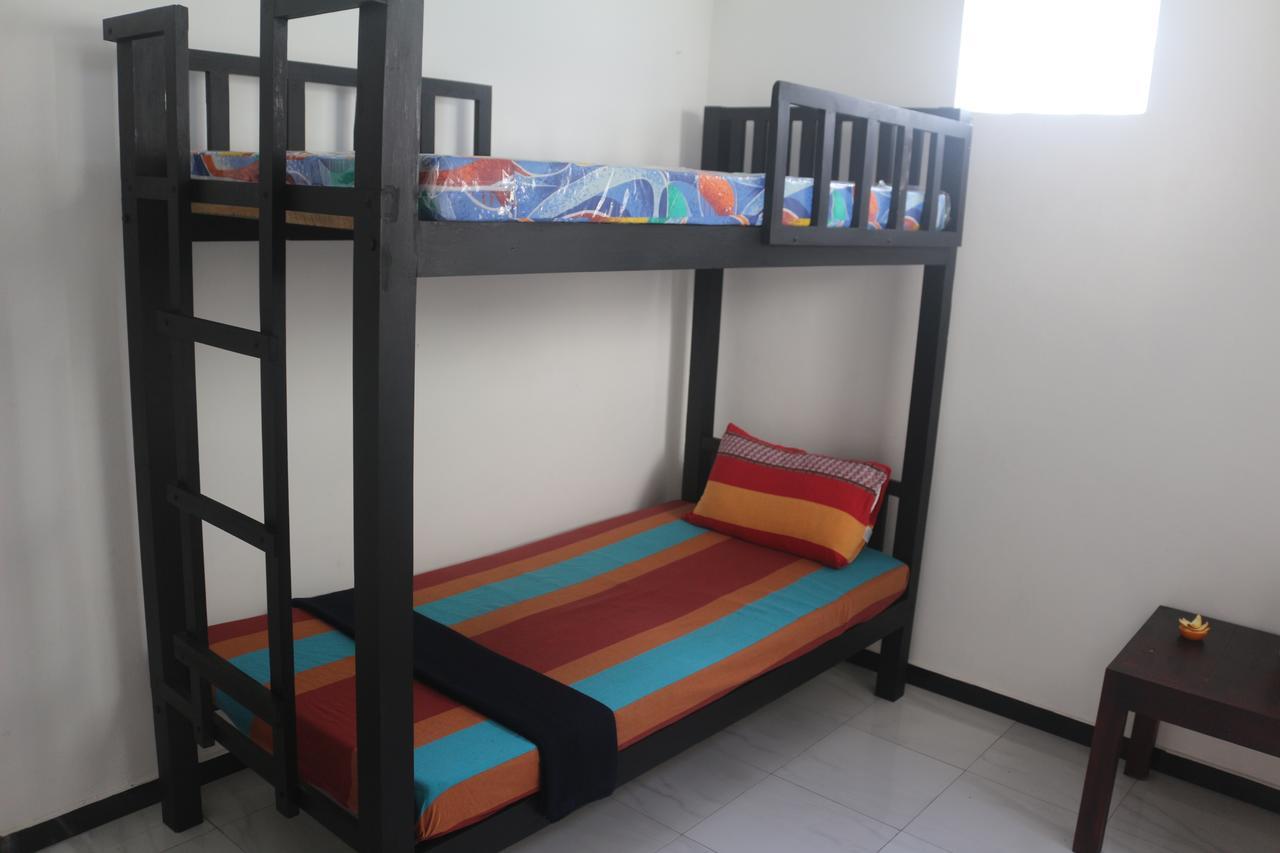 Jungle Guest House Галле Экстерьер фото