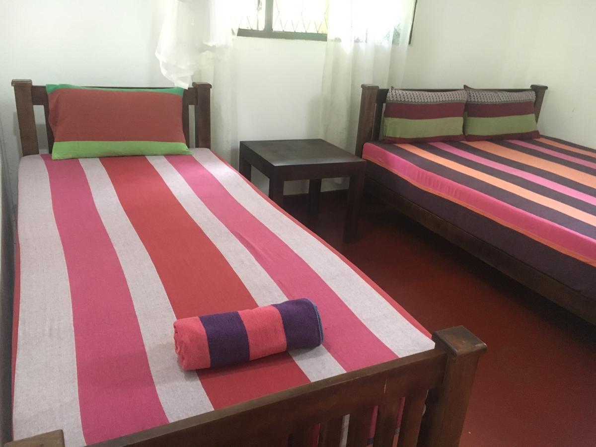 Jungle Guest House Галле Экстерьер фото