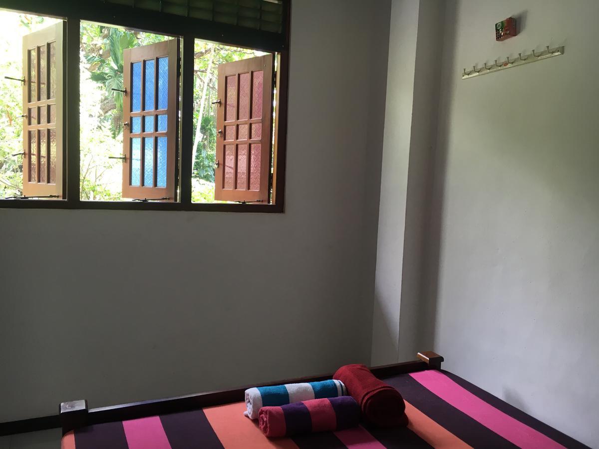Jungle Guest House Галле Экстерьер фото