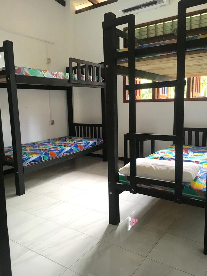 Jungle Guest House Галле Экстерьер фото