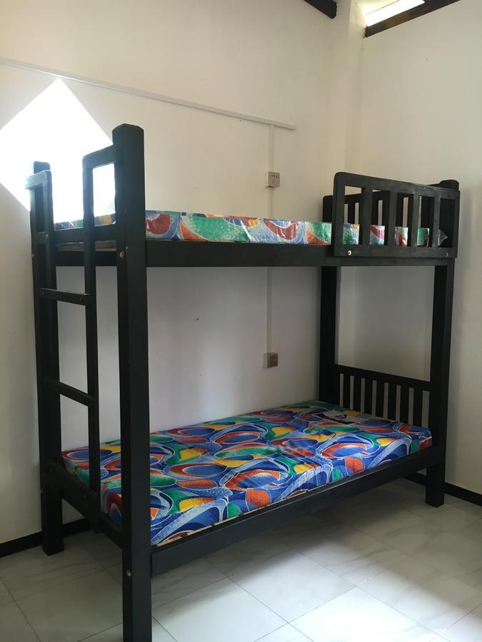 Jungle Guest House Галле Экстерьер фото