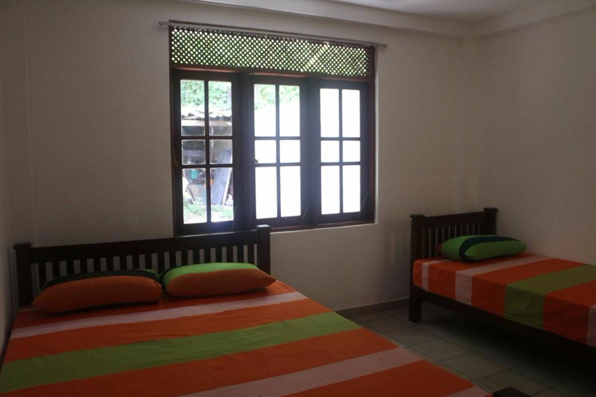 Jungle Guest House Галле Экстерьер фото