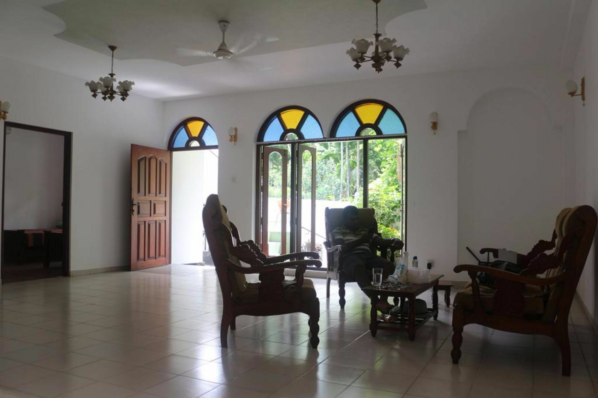 Jungle Guest House Галле Экстерьер фото